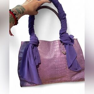 Vintage Purple Croc-Embossed Women's Bag